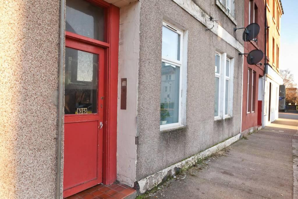 Snug - Logie Baird Apartment Helensburgh Exterior photo